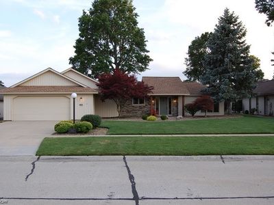 8816 Gatewood Dr, North Ridgeville, OH, 44039