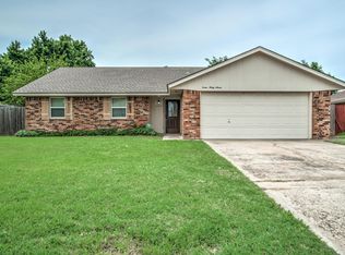 1237 W Westchester Way, Mustang, OK 73064