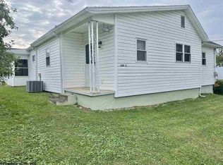 8012 Loria St, Stonewood, WV 26301