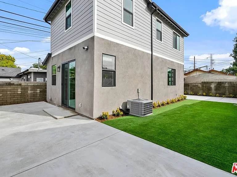 3113 Hollydale Dr — Photo 2