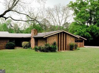 2220 Lions Club Rd, Madison, GA 30650