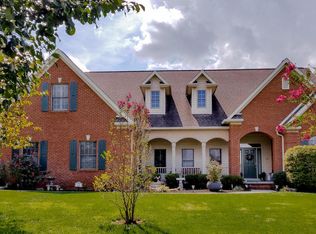 212 Tommotley Dr, Loudon, TN 37774
