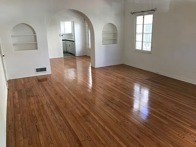 1st image of 8366 Blackburn Ave APT 3