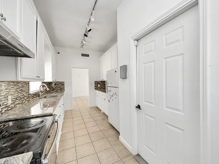 4112 Meyerwood Dr — Photo 31