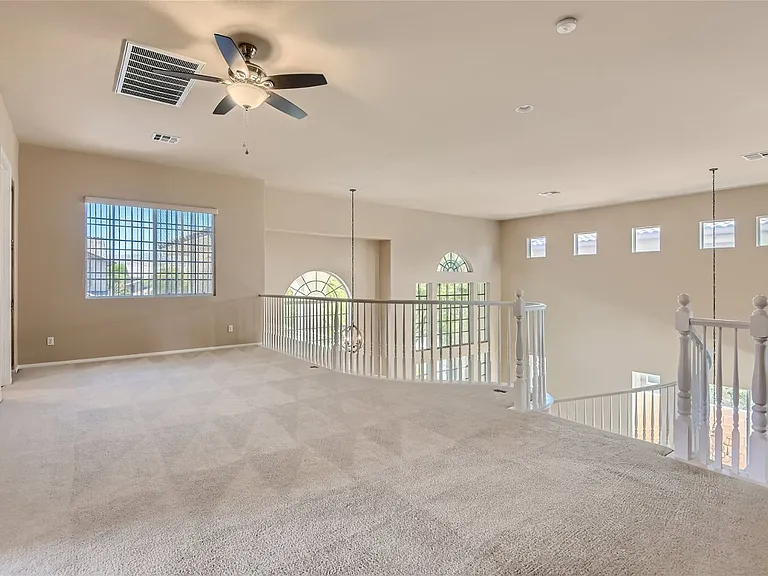 5258 Villa Dante Ave — Photo 11