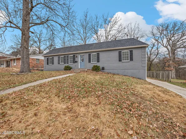 319 Belair Dr, Jefferson City, MO 65109