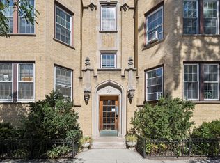644 W Melrose St APT 2E, Chicago, IL 60657