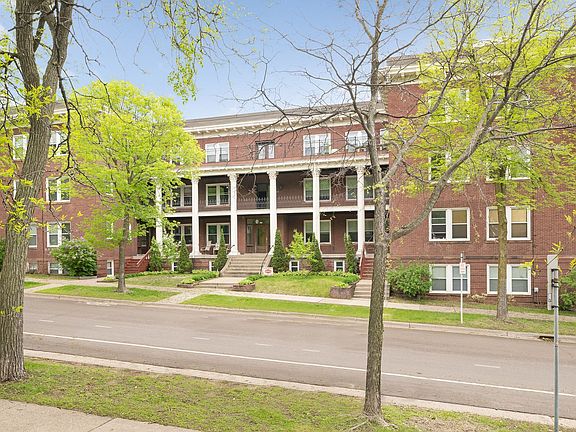 4th image of 1117 W Franklin Ave APT 305