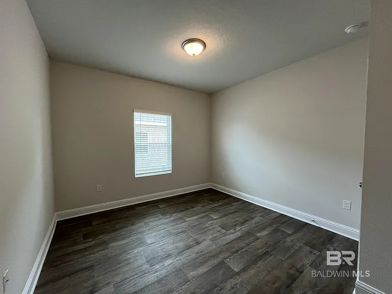 14836 Dayton Cir — Photo 5