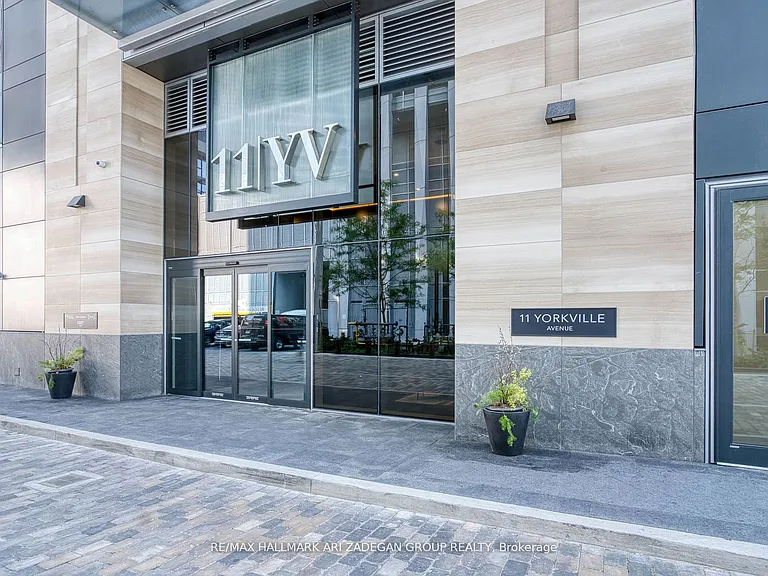 11 Yorkville Ave #5806 — Photo 25