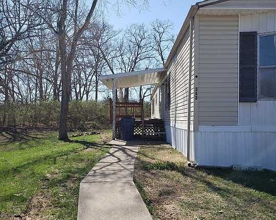 2nd image of 343 Oakland Woods Dr