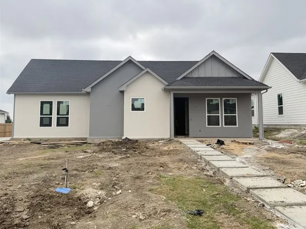 1206 Gannon Ln, Desoto, TX 75115