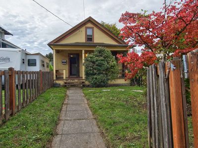 3816 SE Gladstone St, Portland, OR, 97202