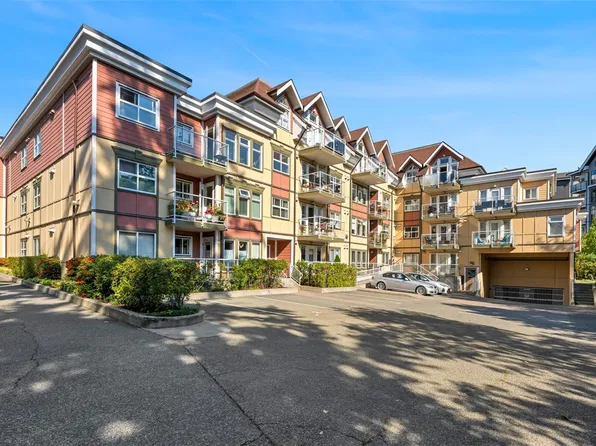 655 Goldstream Ave #214, Langford, BC V9B 0G2