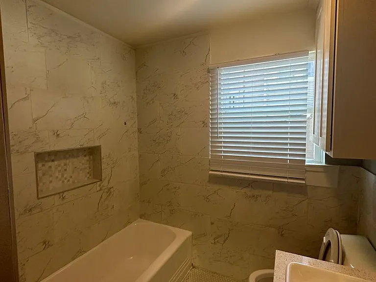 224 E Prospect St — Photo 8