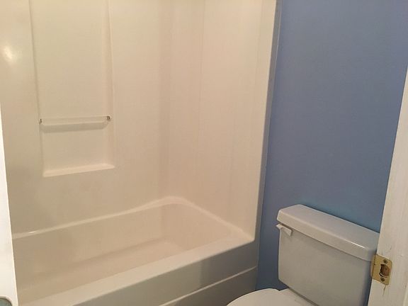 2nd image of 1629 Fresno St
