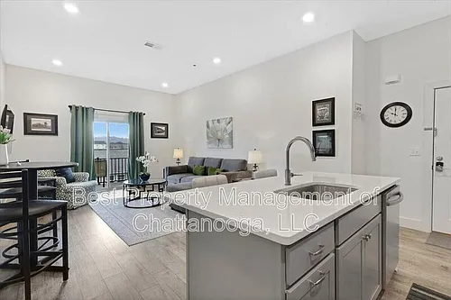 1603 Fagan St #202 Photo 1