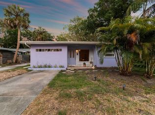 305 Bath St, Tarpon Springs, FL 34689