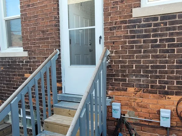 3017 Trowbridge St #2, Hamtramck, MI 48212