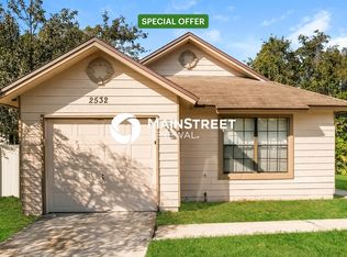 2532 Townsquare Dr, Jacksonville, FL 32216