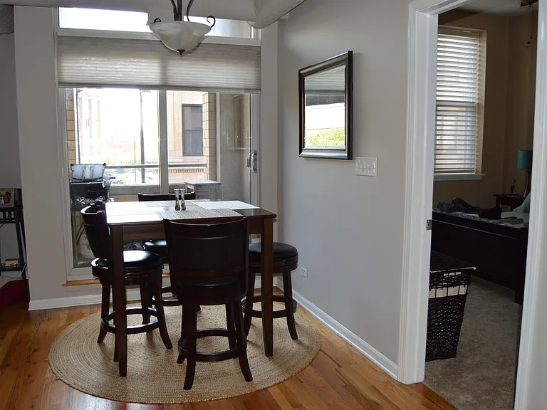 1645 W School St #208 — Photo 3