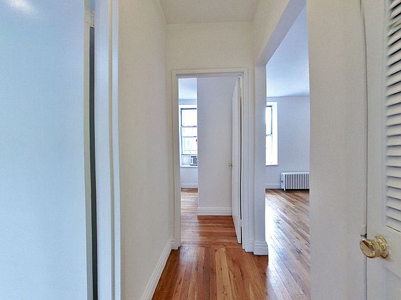 2nd image of 1628 3rd Ave APT 5B