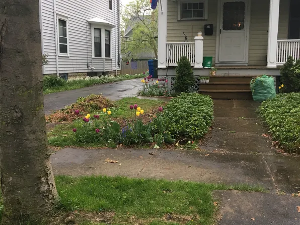 72 Crawford St, Rochester, NY 14620