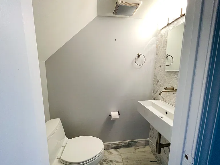 5910 Kingsford Rd — Photo 14