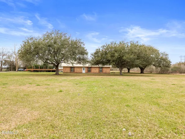 15316 Moss Rd, Erath, LA 70533