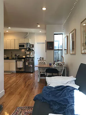 Rented by First Point Management | media 18