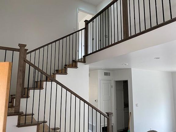 4th image of 3415 Park West Ln