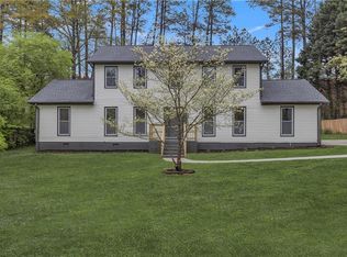 392 Arbor Ridge Dr, Stone Mountain, GA 30087