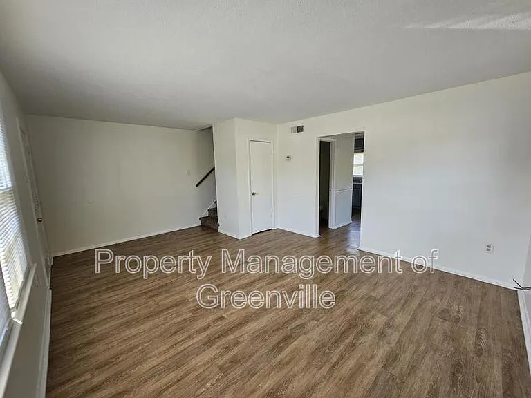 6526 White Horse Rd #17F — Photo 2