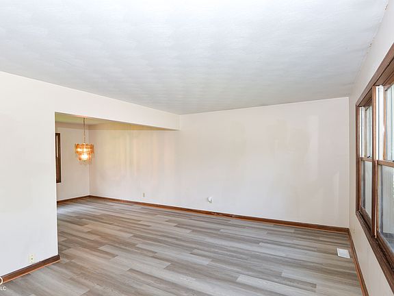 2nd image of 8129 Burn Ct