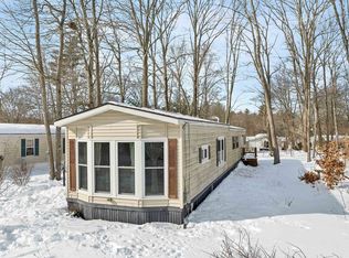 12 Cornwall Ave, Exeter, NH 03833