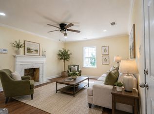 466 Lake Dr, Hapeville, GA 30354