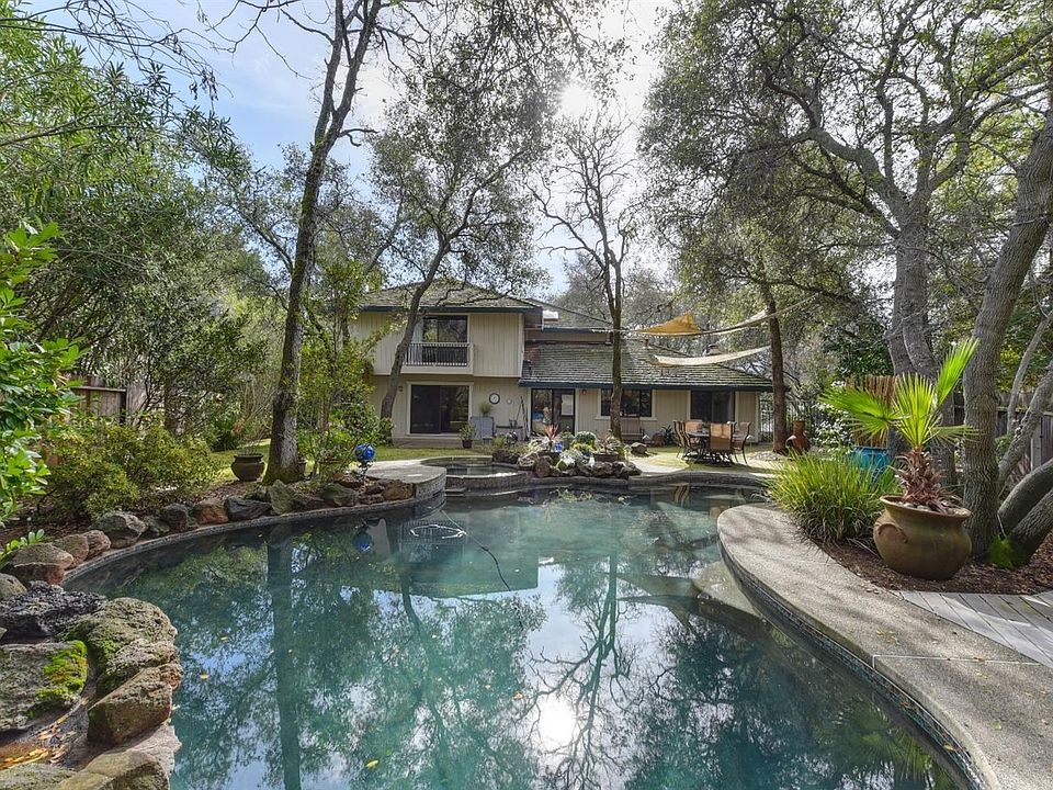 Backyard with incredible natural setting