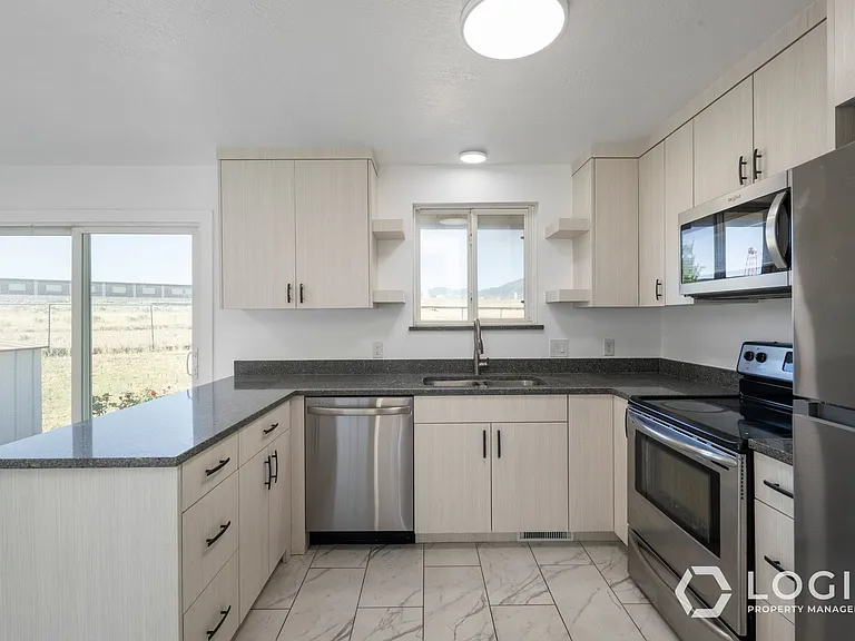 4248 S 6440 W — Photo 11