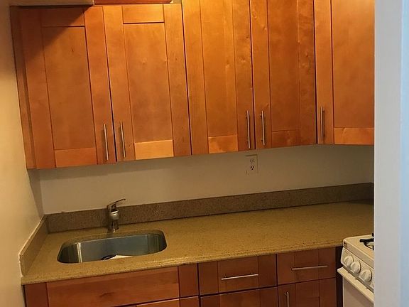 3rd image of 288 W 238th St APT 5E