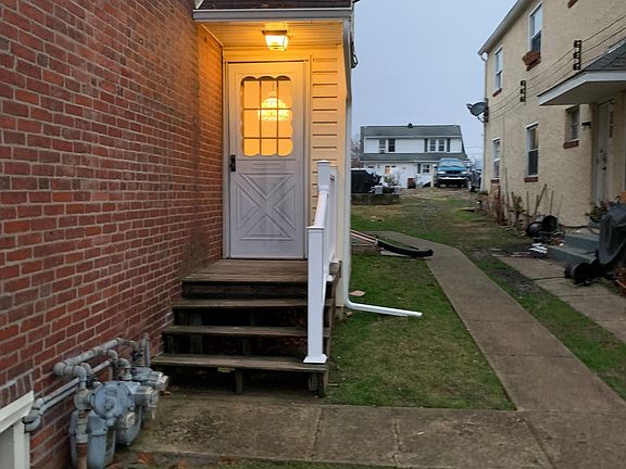 Private side entrance