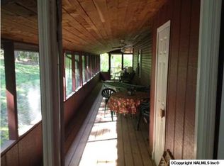 215 Johnson Hollow Rd, Grant, AL 35747