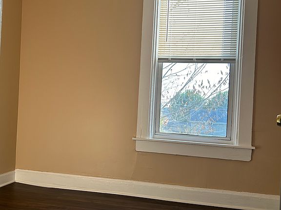 2nd image of 2729 S Hillock Ave APT 2R