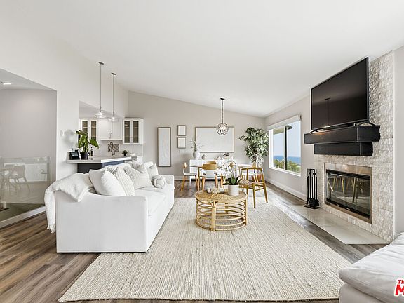 5th image of 6766 Las Olas Way