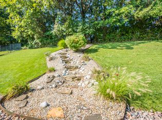 5538 Wooded Creek Dr, Saint Charles, MO 63304