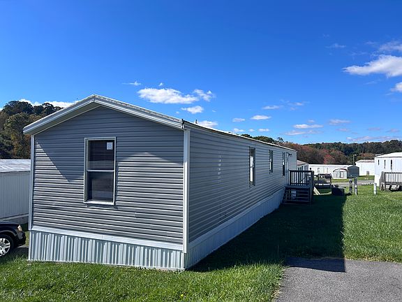 3rd image of 181 Yukon St #2B-2Ba-980Sqft