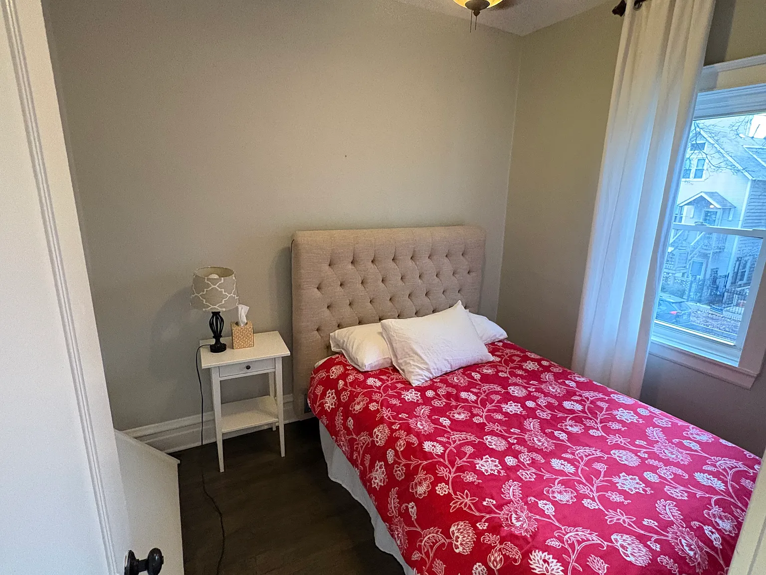 4 bed, 2600 sqft, $4,500 — Photo 4