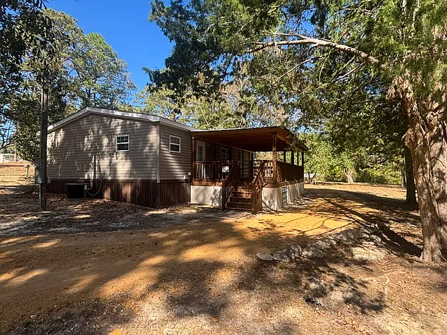 3 bed, 1250 sqft, $1,500 — Photo 4