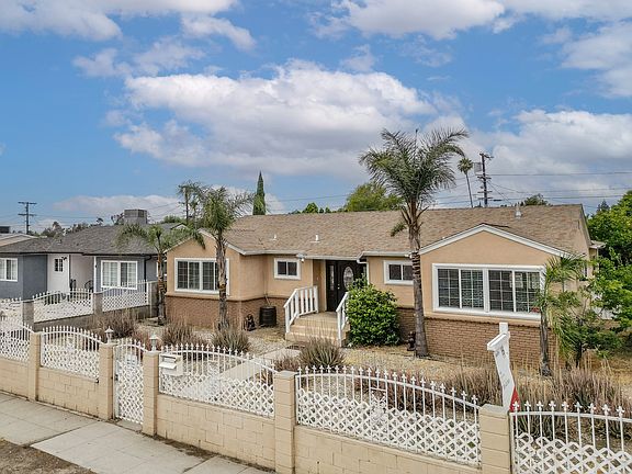 2nd image of 7857 Whitsett Ave