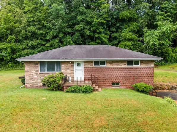 1070 Saxonburg Blvd, Saxonburg, PA 16056