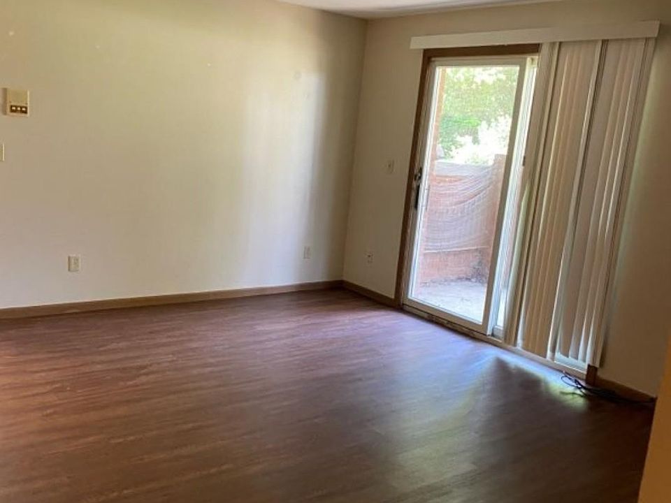 8695 Rosewood Ave NW APT 6, North Canton, OH 44720 Zillow